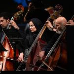 ارکستر سمفونیک تهران در برج آزادی برای ایران می‌نوازد