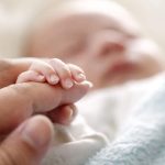 تولد نوزاد اربعینی ایران در کربلا + عکس