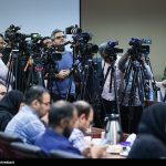 وقتی در نشست وزیر فرهنگ برق قطع می‌شود