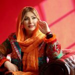چهره بدون آرایش نیوشا ضیغمی در اتاق گریم