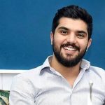 سینا مهراد با موتور و استایل جذابش خودنمایی کرد